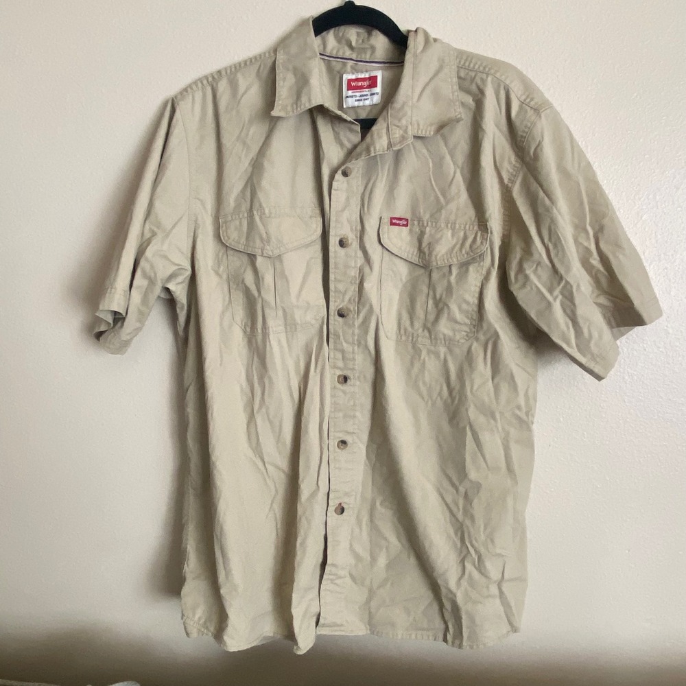 Wrangler Mens XXL Short Sleeve Button Down Shirt Khaki Tan Workwear Dual Pocket